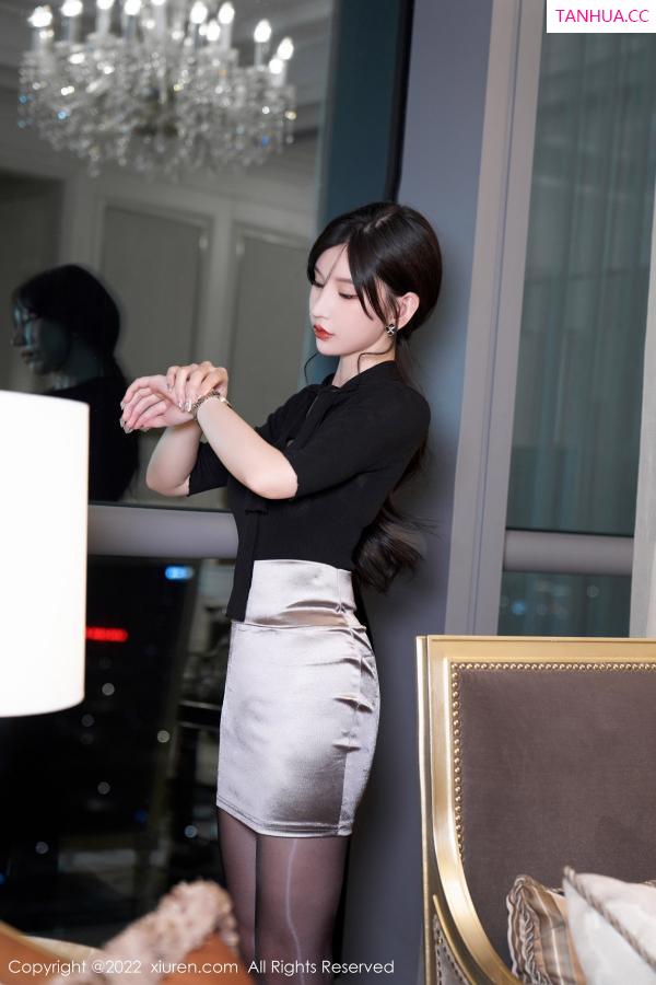 周于希dummy  [XiuRen]高清写真图 2022.10.28 No.5777 周于希Sally 黑丝美臀第8张图片